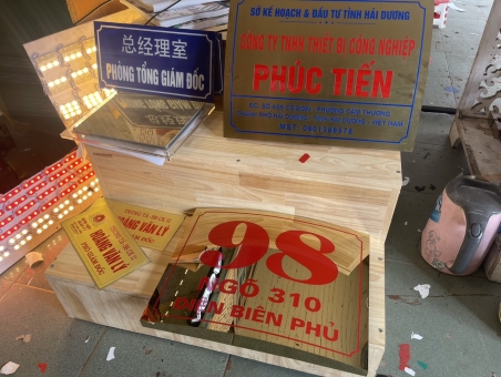 LÀM BIỂN SỐ NHÀ BẰNG NHỰA PVC INOX Ở TẠI HẢI DƯƠNG