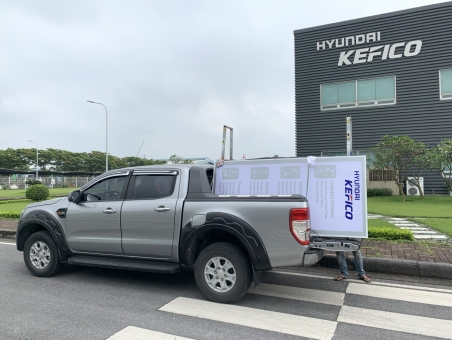  THI CÔNG CHỮ NỔI BACKDROP NHẬN DIỆN THƯƠNG HIỆU DOANH NGHIỆP