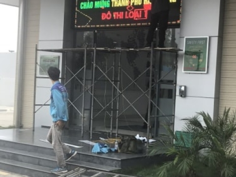 Thi công bộ chữ nổi đèn led 