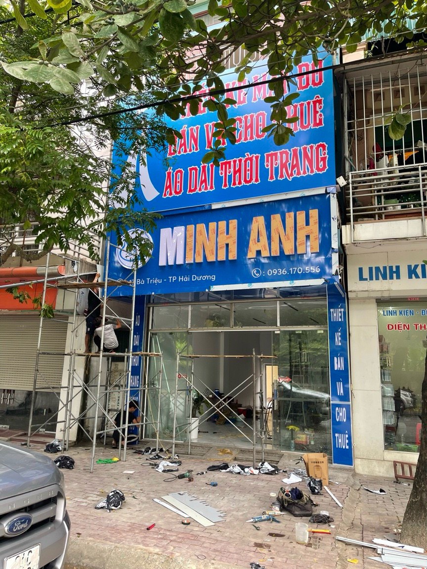 BIỂN QUẢNG CÁO ÁO DÀI
