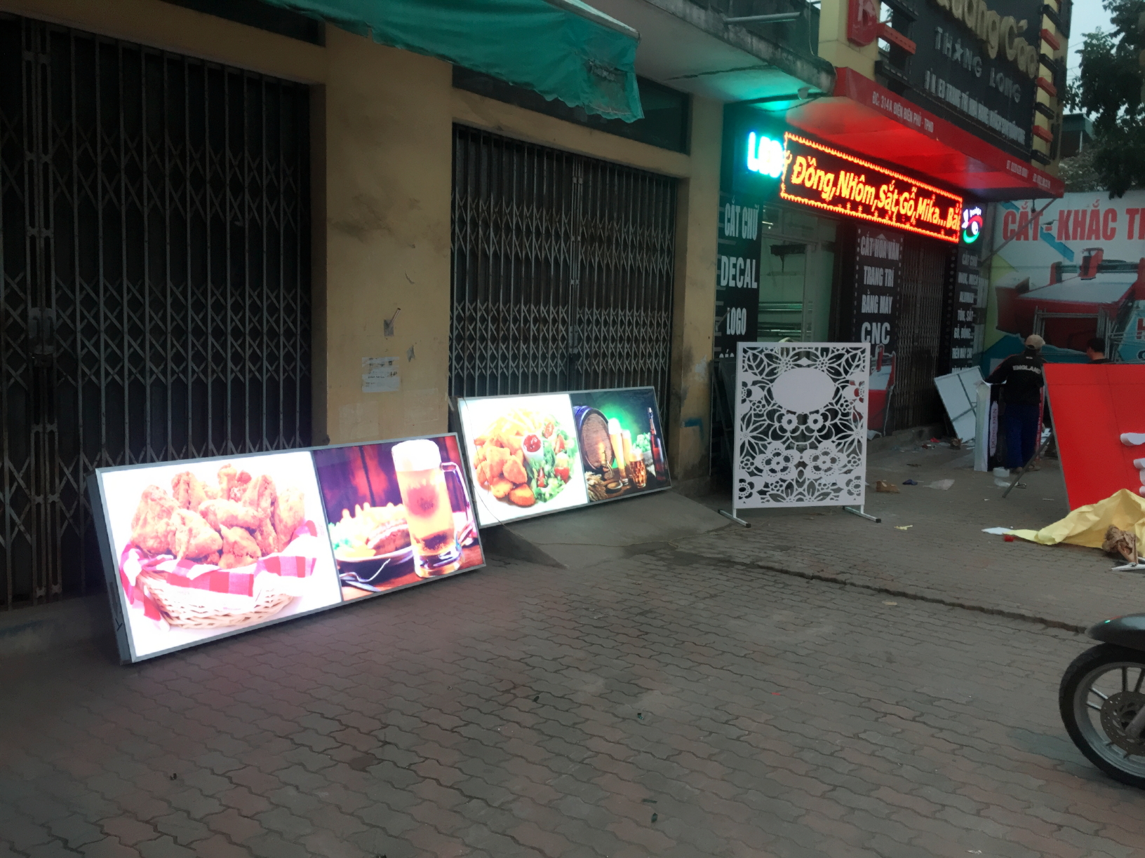 BIỂN HỘP ĐÈN LED NGOÀI TRỜI Ở HẢI DƯƠNG