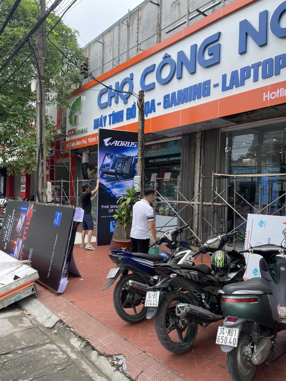 LÀM BIỂN CHO CÔNG TY MÁY TÍNH HẢI DƯƠNG