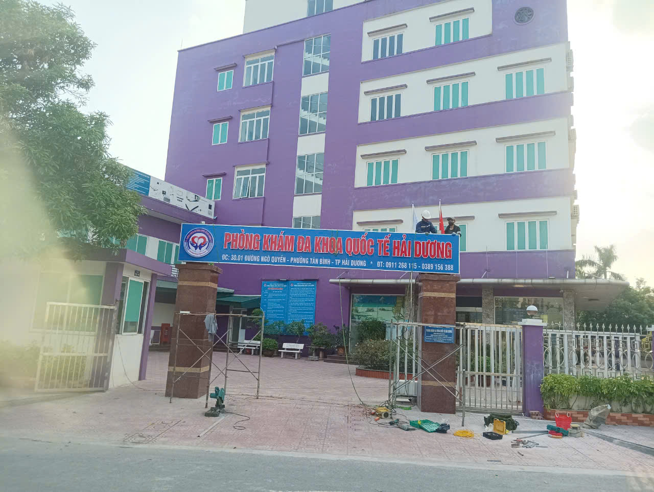 THI CÔNG BIỂN QUẢNG CÁO PHÒNG KHÁM ĐA KHOA QUỐC TẾ Ở HẢI DƯƠNG