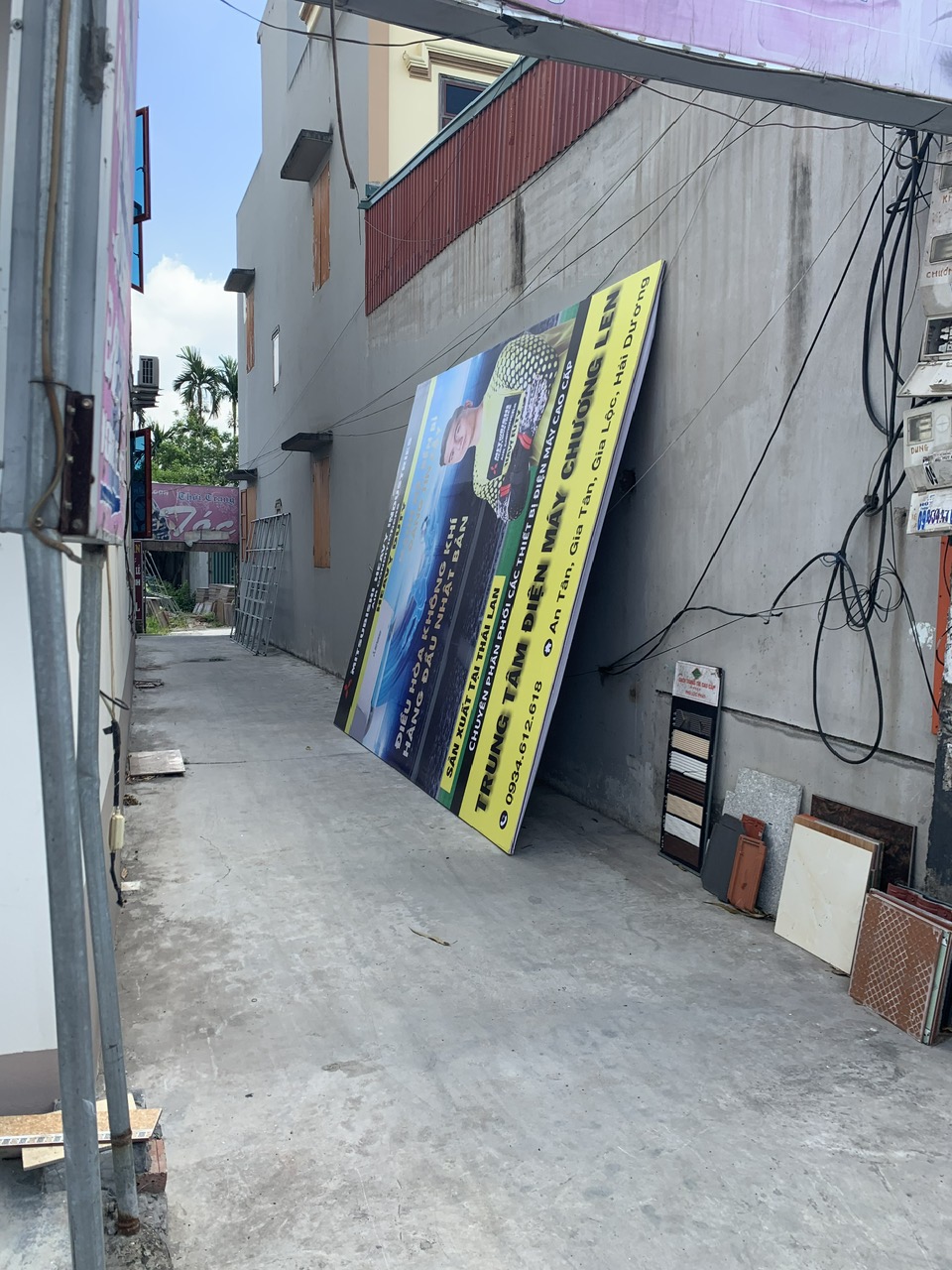 BIỂN QUẢNG CÁO NHÀ PHÂN PHỐI Ở HẢI DƯƠNG