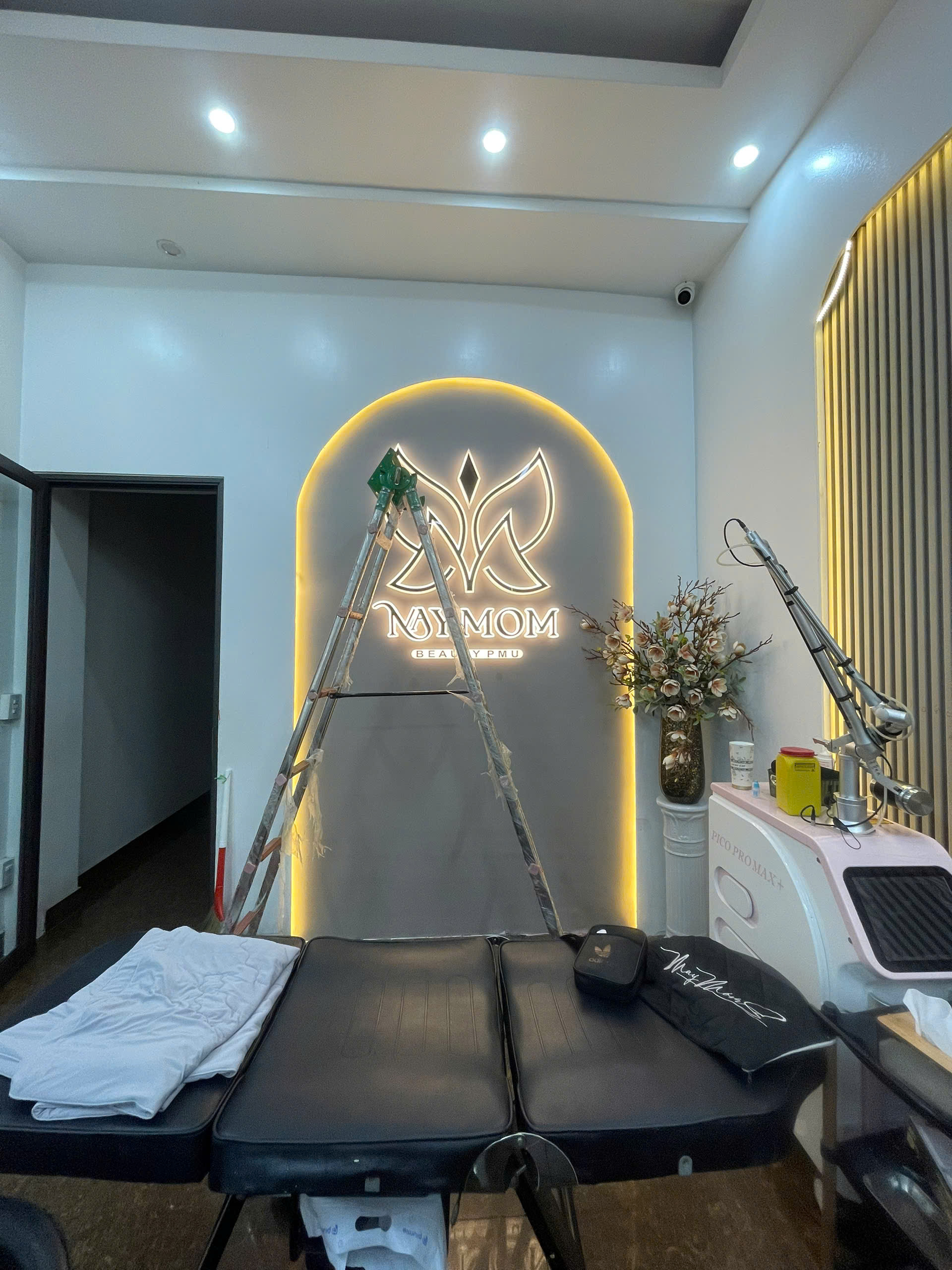 CHỮ 3D GẮN TƯỜNG 