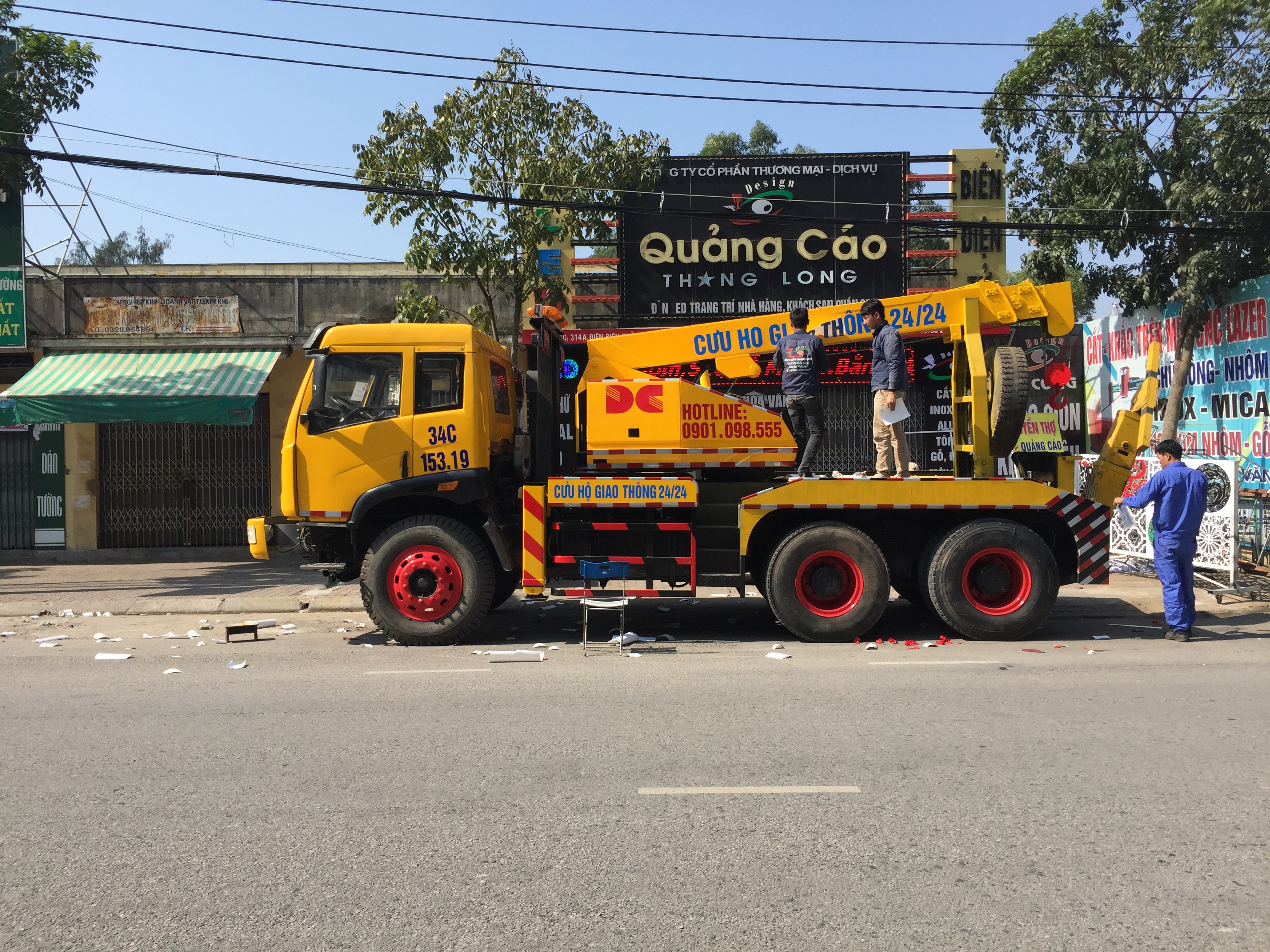 DÁN ĐỀ CAN PHẢN QUANG XE Ô TÔ