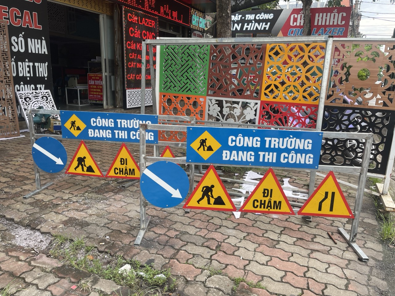 BIỂN QUẢNG CÁO PHẢN QUANG CHẤT LƯỢNG CAO Ở HẢI DƯƠNG