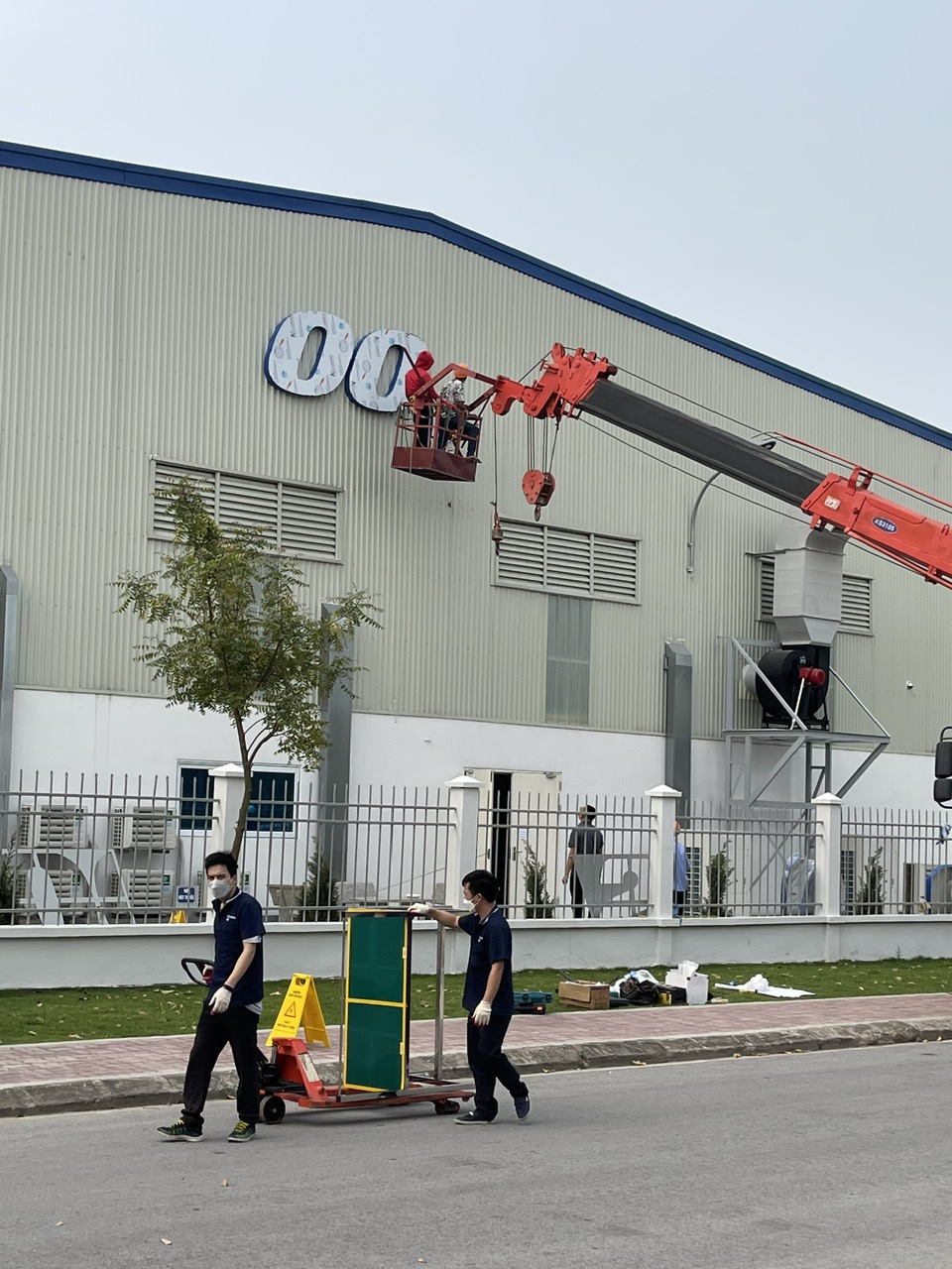 CHỮ TÊN CÔNG TY NƯỚC NGOÀI Ở KHU CÔNG NGHIỆP HẢI DƯƠNG