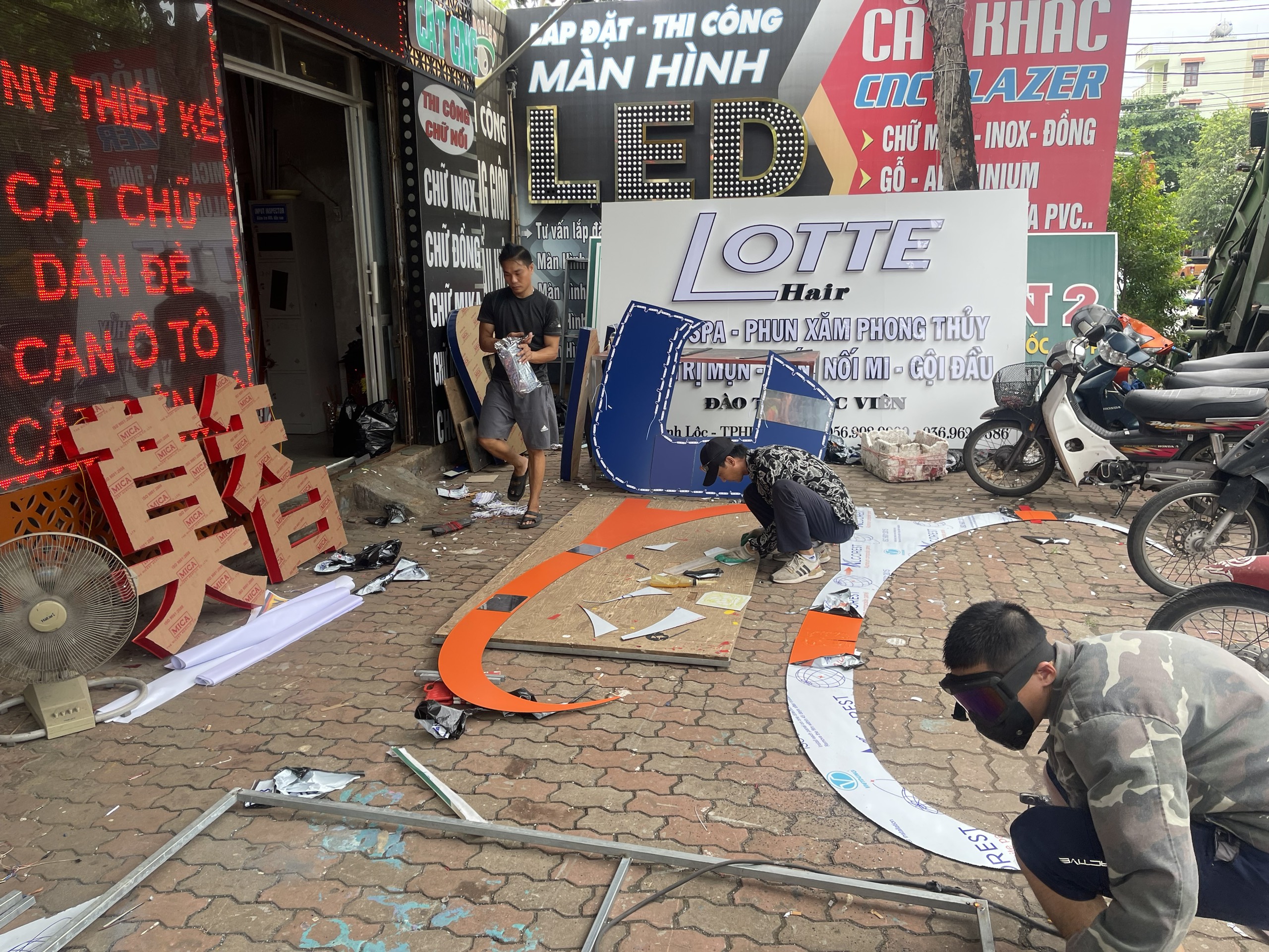 LÀM CHỮ QUẢNG CÁO TIẾNG NƯỚC NGOÀI Ở HẢI DƯƠNG