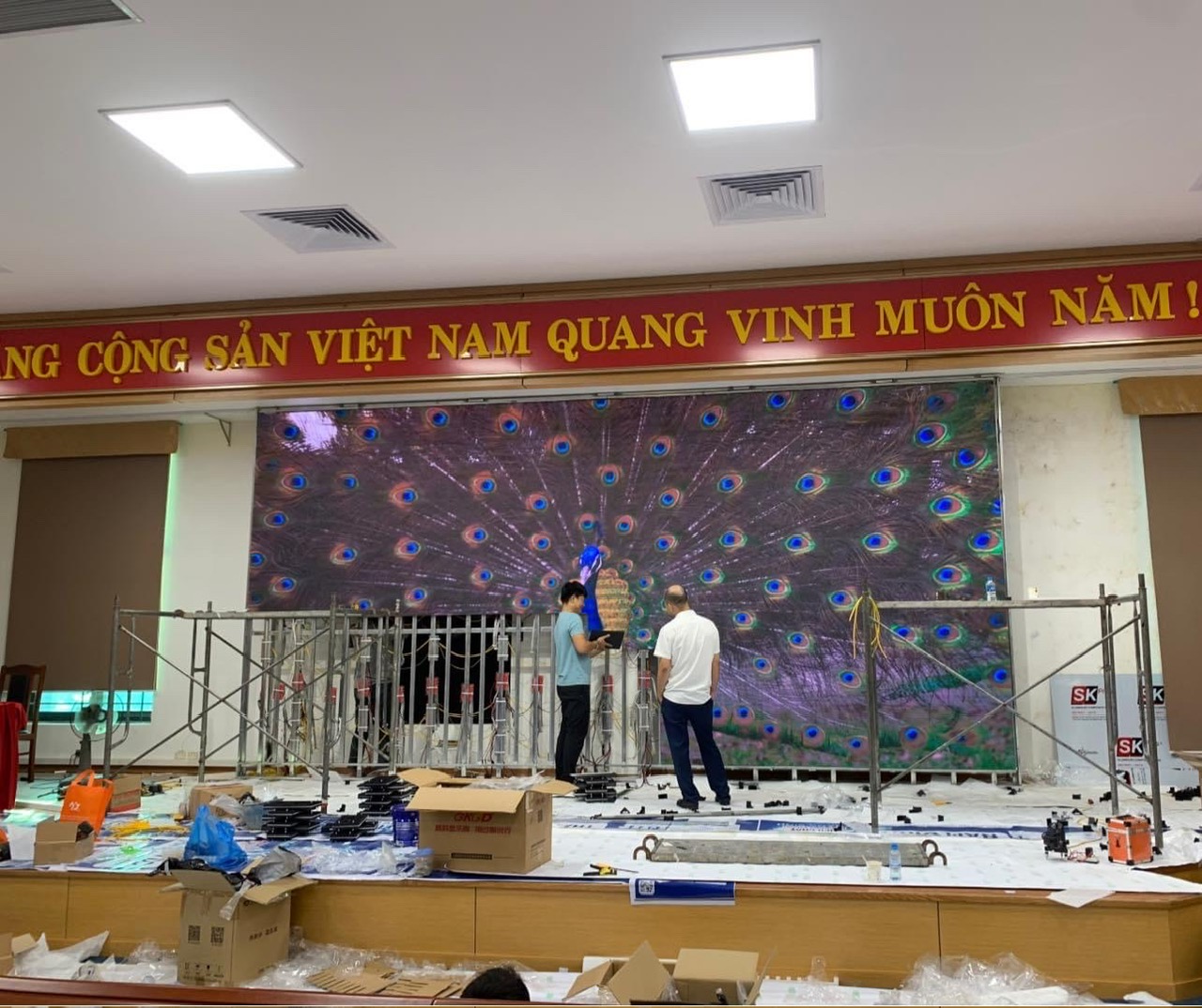 MÀN HÌNH LED HỘI TRƯỜNG CÁC XÃ - PHƯỜNG