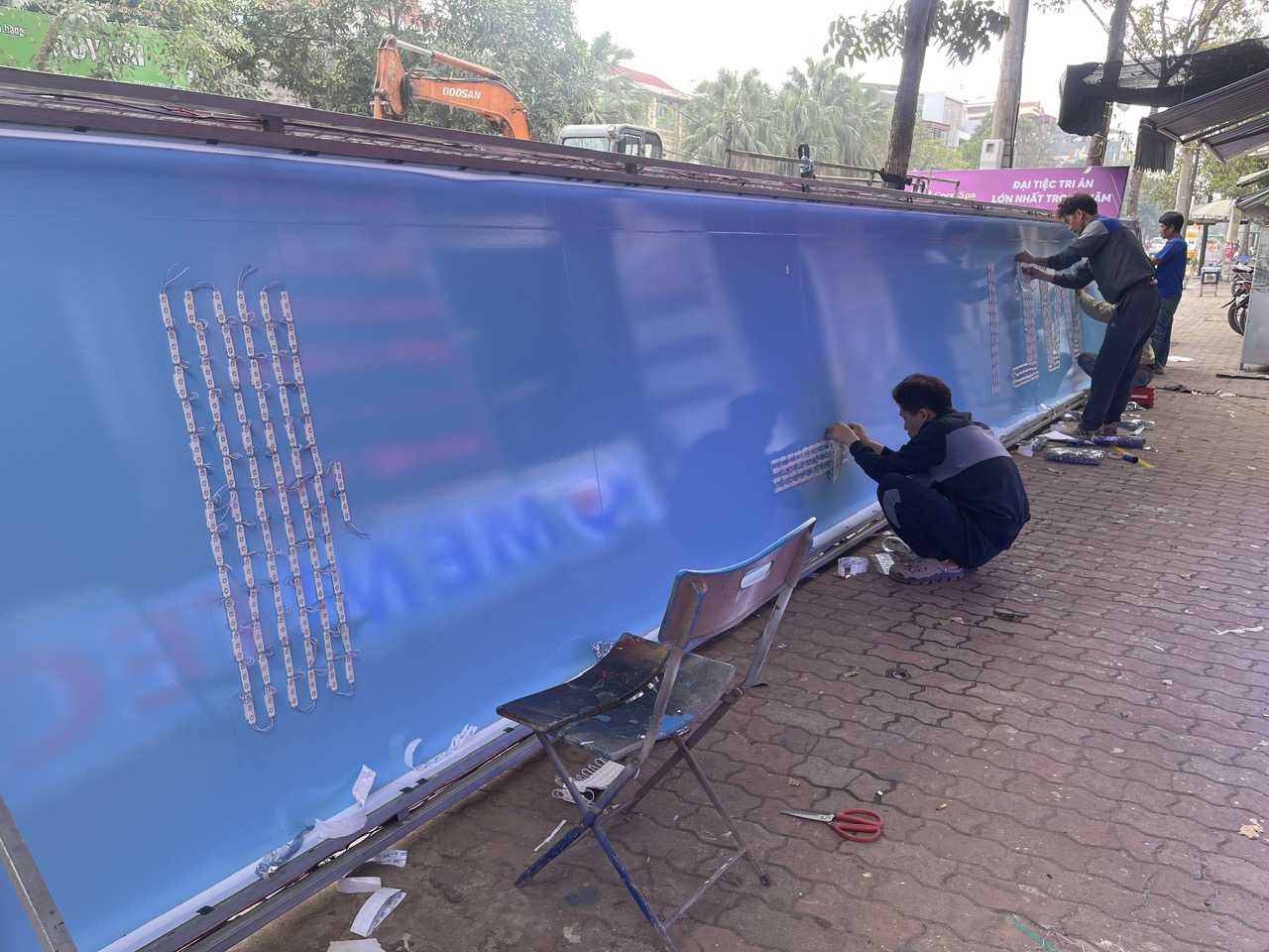BIỂN QUẢNG CÁO BẰNG TẤM PVC Ở HẢI DƯƠNG