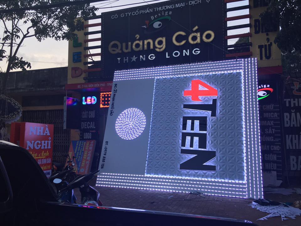 BIỂN QUẢNG CÁO CỬA HÀNG QUẦN ÁO TẠI HẢI DƯƠNG