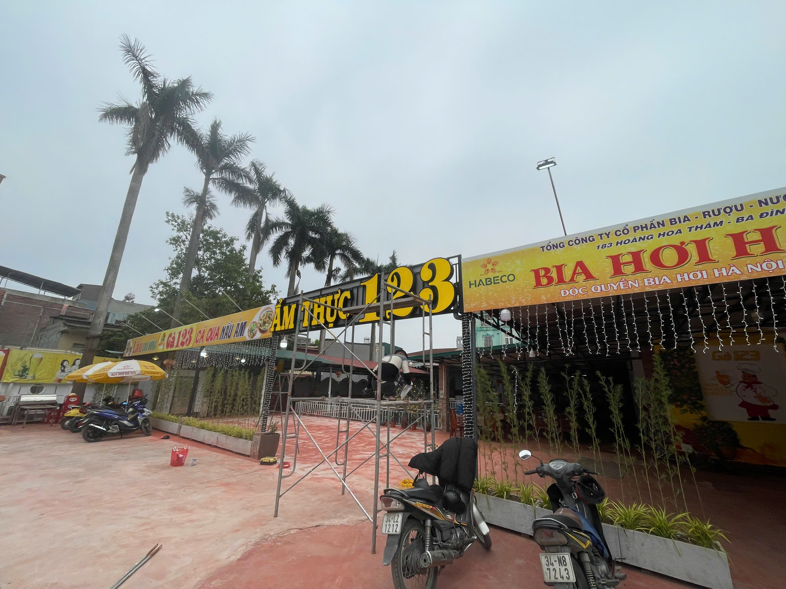 LÀM BIỂN QUẢNG CÁO ẨM THỰC 123