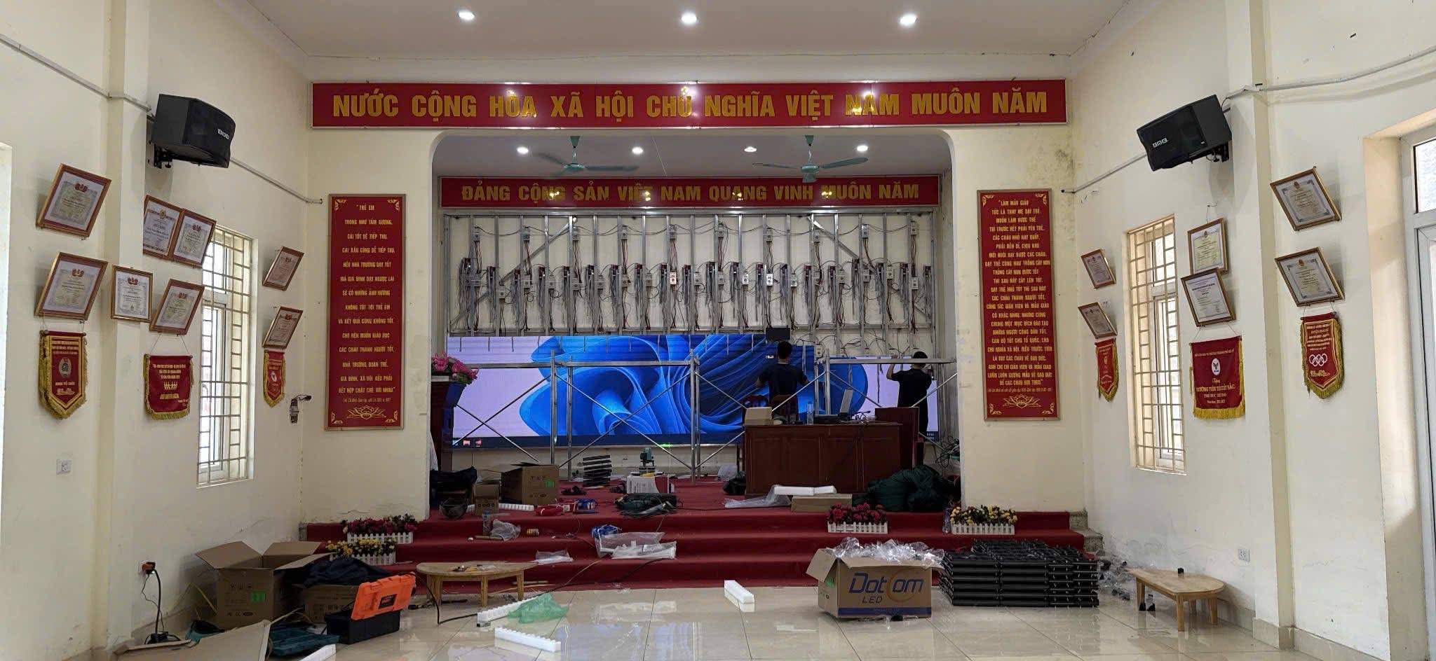 BIỂN QUẢNG CÁO LED P2.5
