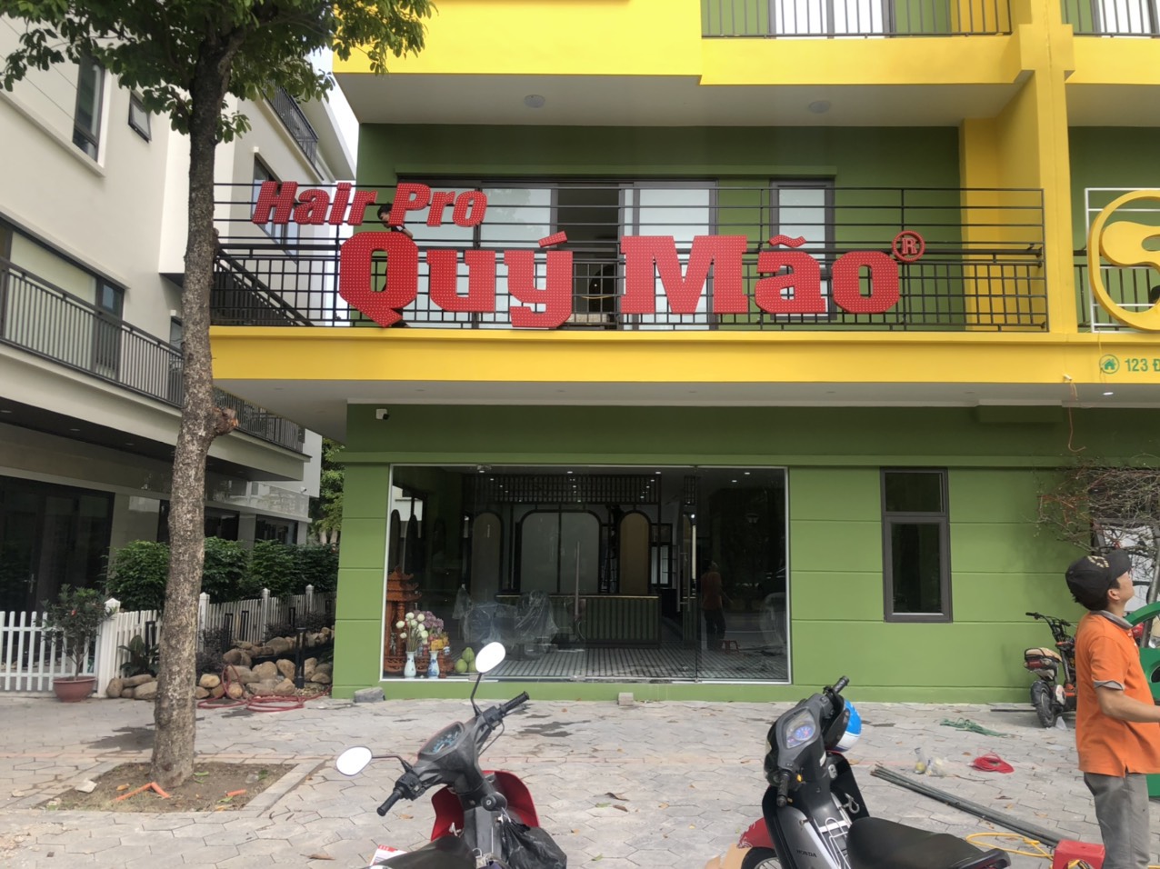 BIỂN QUẢNG CÁO DÙNG ĐÈN LED NGOÀI TRỜI