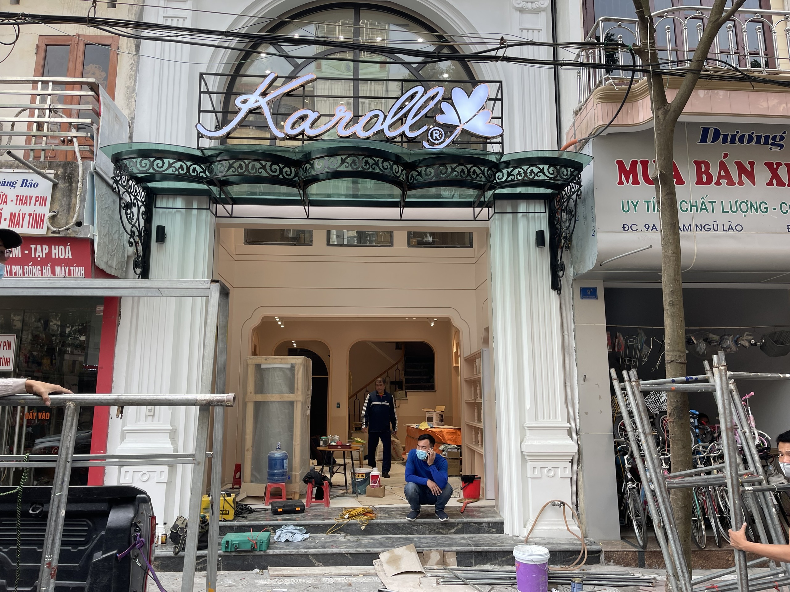 CHỮ INOX CỬA HÀNG THỜI TRANG 