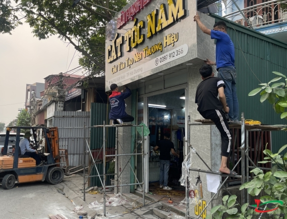 Biển Barber Tóc Nam