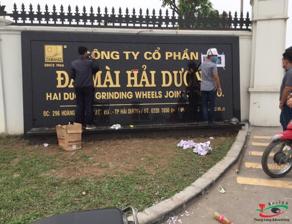 CHỮ INOX CHÂN DỰNG NỔI SANG TRỌNG 