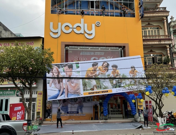 Biển Hiệu Aluminium Chữ Nổi cho hãng thời trang YODY
