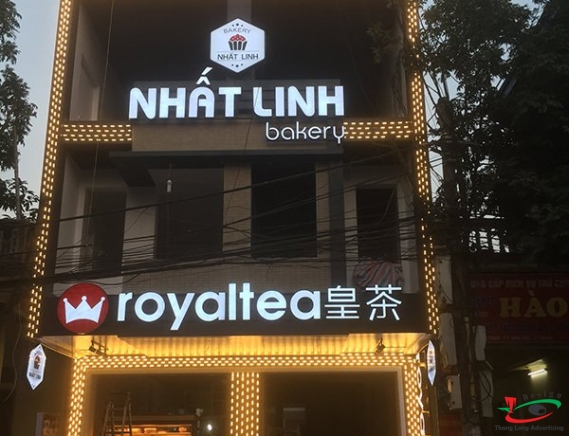 Mẫu biển hiệu Hút Nổi bánh kem