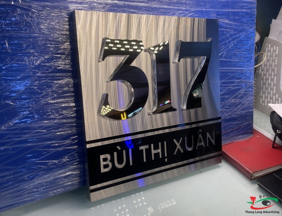 LÀM BIỂN SỐ NHÀ MICA DÁN ĐỀ CAN IN UV Ở HẢI DƯƠNG