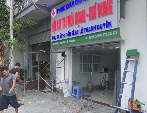 Biển Aluminium mặt chữ. mika Gắn LED - Phòng Khám Bác Sĩ Tiến sĩ Lê Thanh Duyên