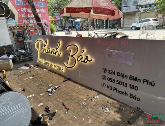 Thi Công Biển Spa