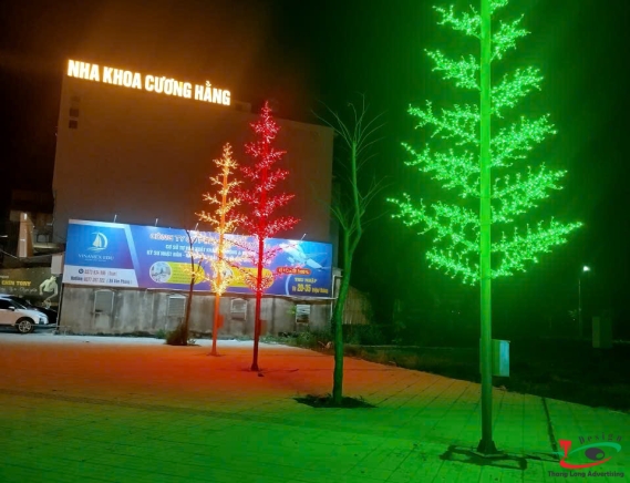 THI CÔNG ĐÈN LED CÂY THÔNG Ở KHU ĐÔ THỊ HẢI DƯƠNG