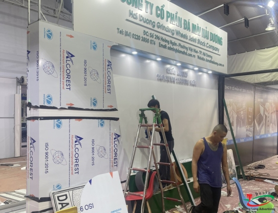 THI CÔNG LẮP ĐẶT LÔ GÔ CÔNG TY TRÊN CAO TẠI HẢI DƯƠNG
