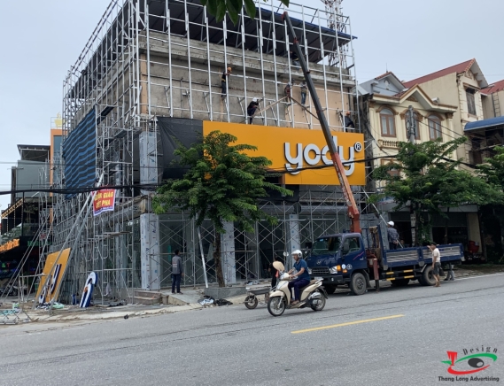 CHỮ NỔI MẶT MIKA CHÂN ALUMINIUM