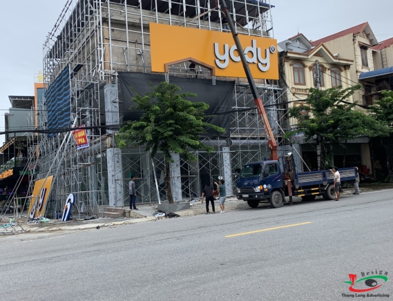 CHỮ NỔI MẶT MIKA CHÂN ALUMINIUM