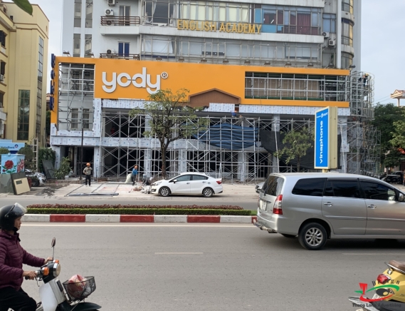 THI CÔNG BIỂN QUẢNG CÁO YODY