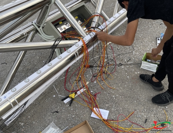 TRANG TRÍ CỘT ĐÈN LED QUẢNG TRƯỜNG