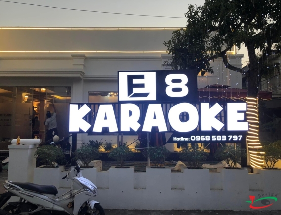 CHỮ KARAOKE CÓ ĐÈN LED SÁNG MẶT Ở HẢI DƯƠNG