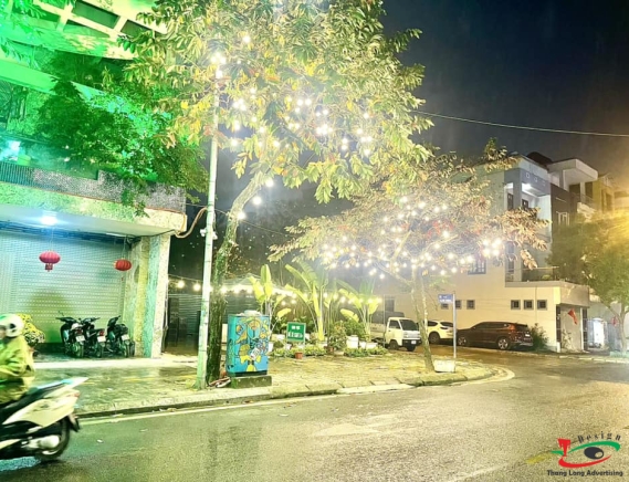 THI CÔNG TRANG TRÍ ĐÈN LED KHU PHỐ
