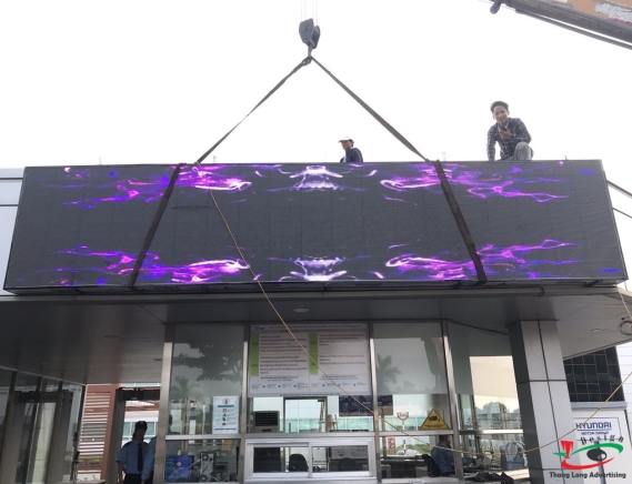THI CÔNG BIỂN LED P10 MÀU TRẮNG 