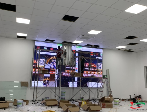 THI CÔNG MÀN HÌNH LED P3