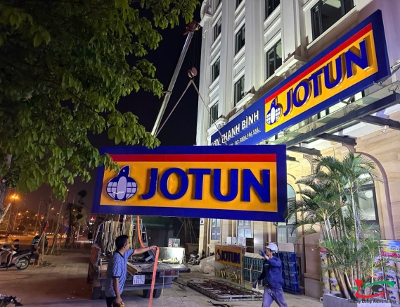 THI CÔNG BỘ BIỂN QUẢNG CÁO CHO TÒA NHÀ THANH BÌNH Ở HẢI DƯƠNG