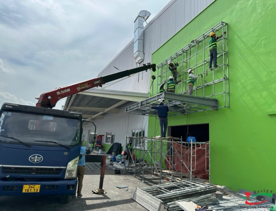 THI CÔNG ỐP ALUMINIUM MÁI SẢNH CÔNG TY AN PHÁT NAM SÁCH HẢI DƯƠNG