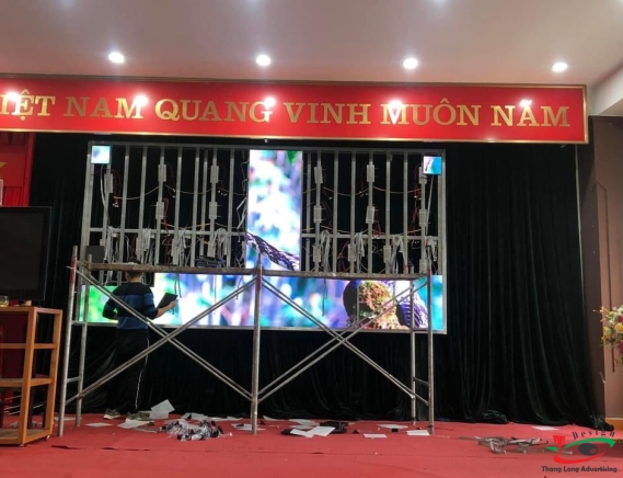 MÀN HÌNH LED TRUNG TÂM HỘI NGHỊ ,TIỆC CƯỚI