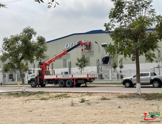 Thi công bộ chữ nổi công ty DOOSAN 