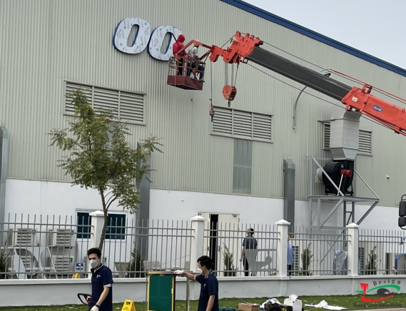 Thi công bộ chữ nổi công ty DOOSAN 