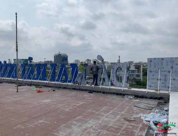THI CÔNG BỘ CHỮ NỔI PHUN XĂM THẨM MỸ 