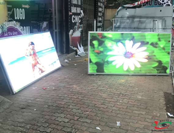 THI CÔNG BIỂN LED P10 MÀU TRẮNG 
