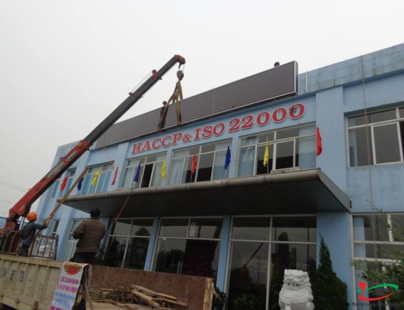 THI CÔNG BIỂN LED P10 MÀU TRẮNG 