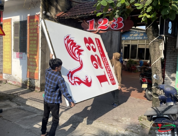 LẮP ĐẶT BIỂN QUẢNG CÁO GÀ TƯƠI 123 HẢI DƯƠNG