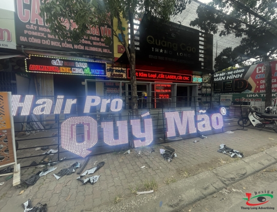 BIỂN QUẢNG CÁO SALON TÓC QUÝ MÃO