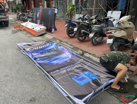 THI CÔNG BIỂN QUẢNG CÁO MÁY TÍNH THIÊN LỘC 