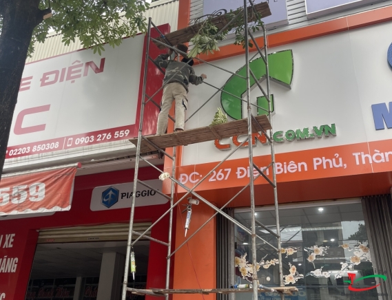 THI CÔNG BIỂN QUẢNG CÁO MÁY TÍNH THIÊN LỘC 
