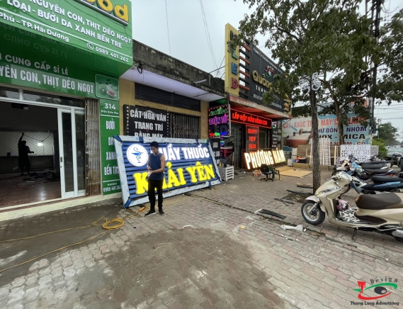 THI CÔNG BIỂN QUẢNG CÁO NHÀ THUỐC KHẢI YÊN